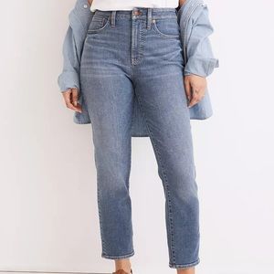 Madewell The Curvy Perfect Vintage Jean in Finney Wash (Size 30)